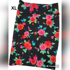 FLORAL PENCIL SKIRT